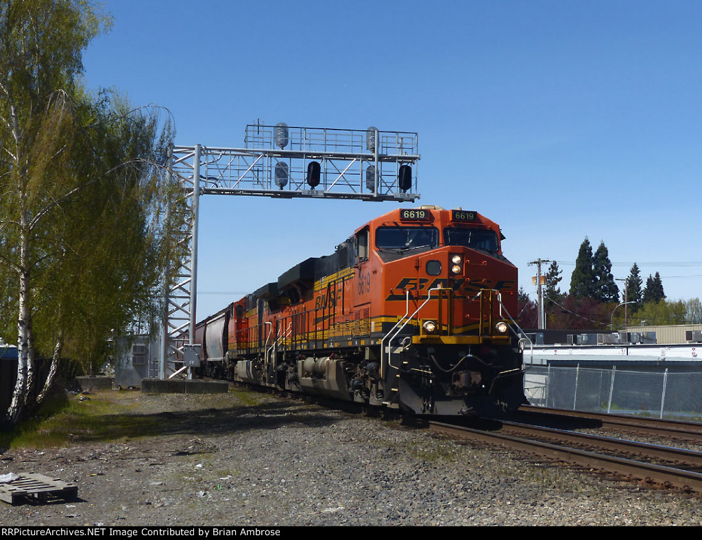 BNSF 6619 North